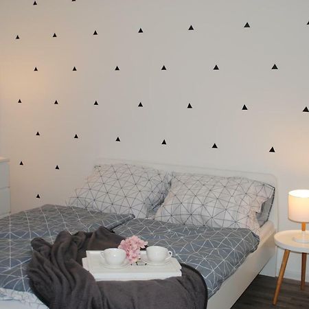 Ferienwohnung Apartman U Lesa Ratiskovice Exterior foto